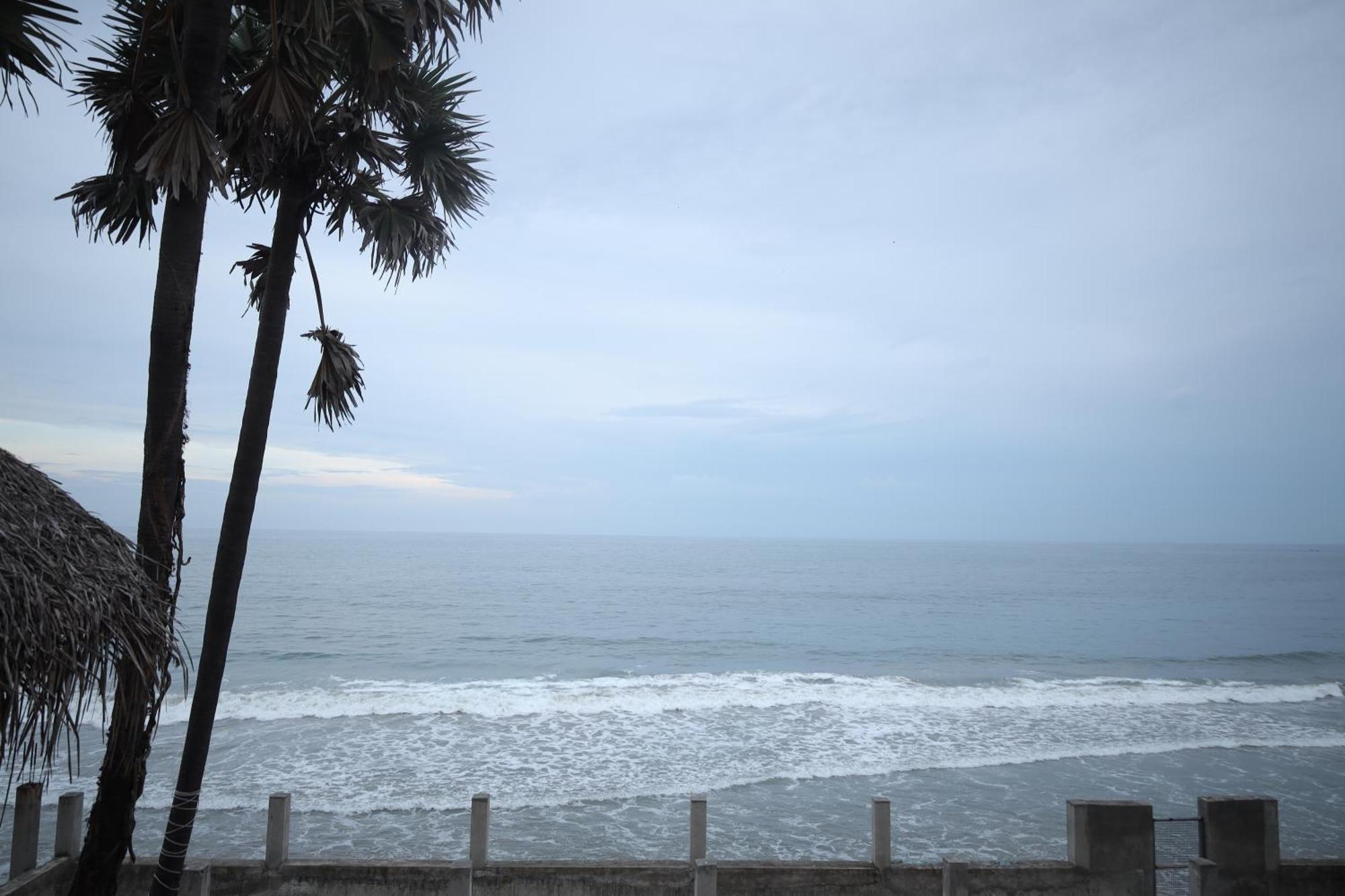Le Serene Independent Beach Villa Kottakuppam Exterior photo